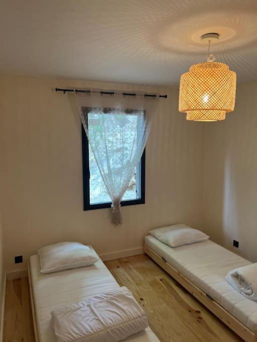 Maison En Bois A Entrechaux Ngoại thất bức ảnh
